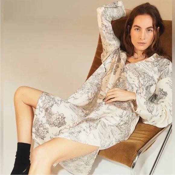 H&M Oversized dress with drawstrings - Picture 4 of 4